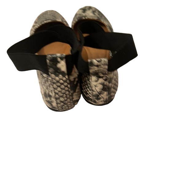 Style and Co Snakeskin Flat Shoes Size 6M NWOT - Picture 4 of 6